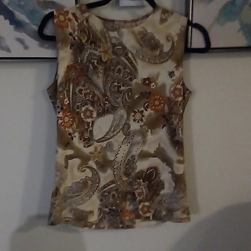 Sleeveless top